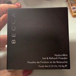 Becca Hydra-mist set and refresh powder (New)